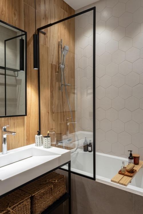 Куриный каприз.  Красотища и вкуснотища.   Ингредиенты:  Куриная грудка - 250 Грамм. Сыр твердый - 70 Грамм. 05