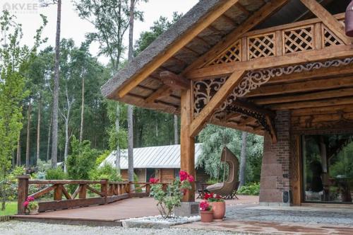 Почему-то не верится, что этот дом находится в виймси. 02