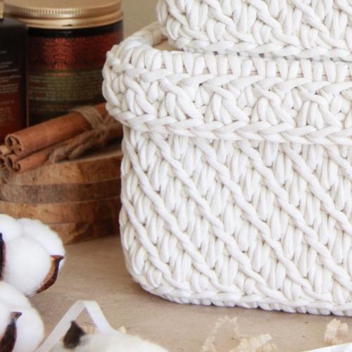 Наборы корзин, выполненные в едином стиле или в гармоничной цветовой гамме, создают ощущение порядка и завершенности. 03