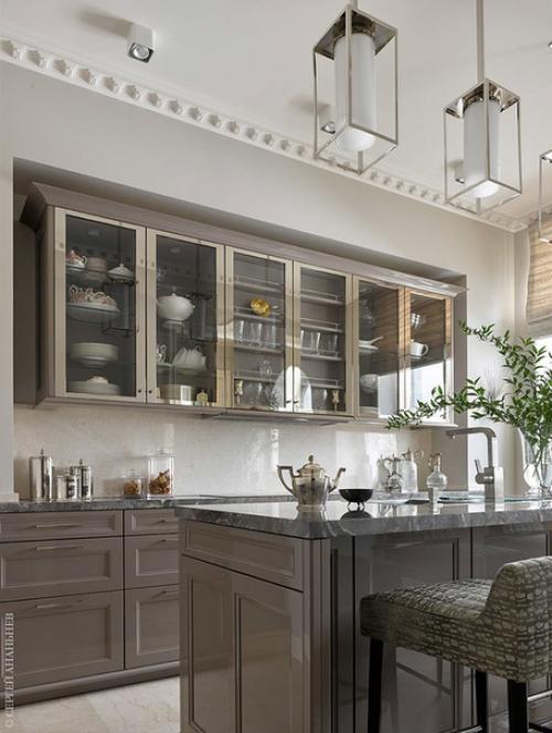 Современная классика в московской квартире собранной из двух Сталинок, общей площадью 130 кв. 06