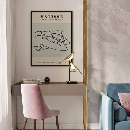 Очень приятная и светлая гостиная. 02