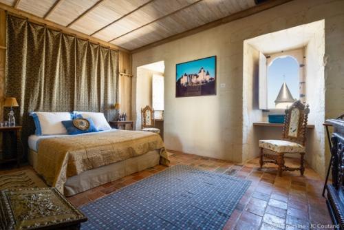 Вы знакомы ли с замком риво в Долине Луары? 04