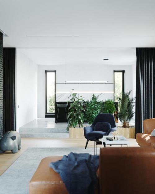 Я помню, когда был маленький, дед заходил со мной в огород и показывал разные деревья. 01