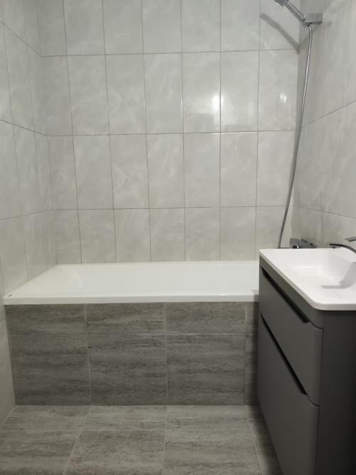 Закончили ремонт двухкомнатной квартиры в ЖК живи в рыбацком для молодой семьи. 03