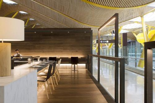 Ресторан Pepito Grillo в международном аэропорту Мадрида расположен. 04