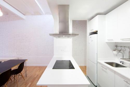 Квартира для молодой пары в Барселоне. 02