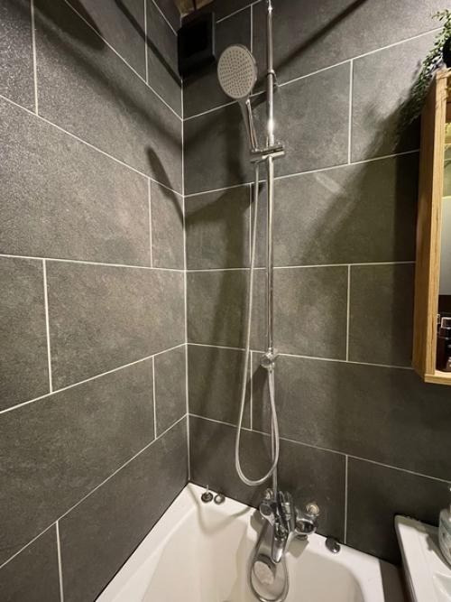 Отремонтировали ванную своими силами. 02