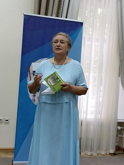 Большая презентация новых книг союза писателей России открыла новый сезон в литературной гостиной Парк Культуры. 03