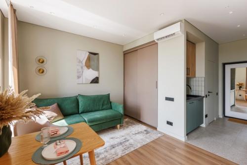 Интерьер компактной квартиры - студии 25 м 2 в Москве. 01