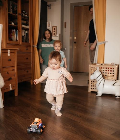 10 лет назад мы въехали в нашу первую квартиру. 09