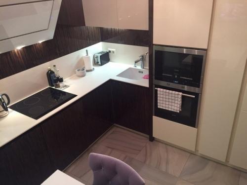 Здравствуйте!  Хочу показать вам нашу кухню. 06