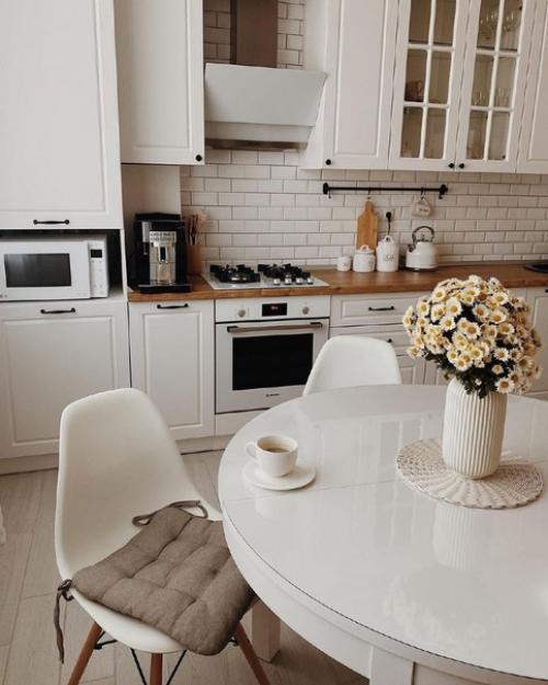 Как вам интерьер? 01