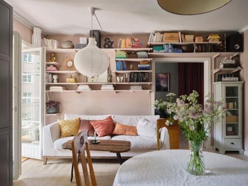 Уютная квартира в старом фонде Стокгольма после реновации вместила даже электрическую сауну. 02