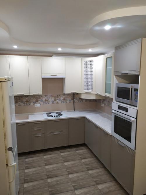 Бежевый цвет в интерьере кухни - это классика. 02