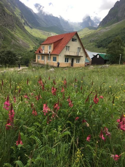 Конечно же, о самом альплагере Безенги! 01