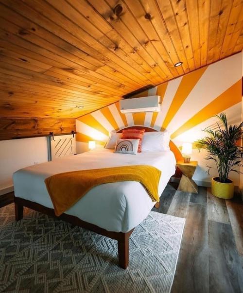 Вдали от шумного города, среди густых лесов и живописных гор, находился дом, который стал воплощением мечты многих людей о спокойствии и уединении. 05