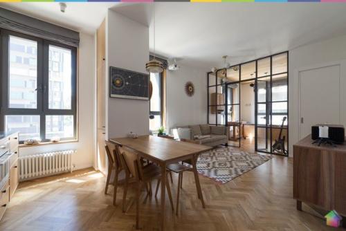 Дерево, стекло и рок: квартира со столярной мастерской на береговом ч. 1. 03