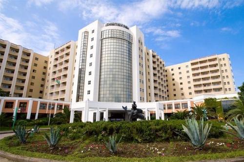 Абхазия!   Пансионат Самшитовая Роща (Пицунда).