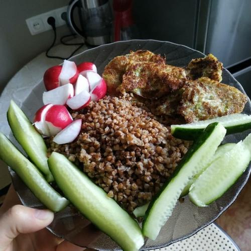 Пост из инстаграма: 01