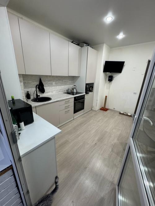 Продаётся уютная однокомнатная квартира с балконом в кирпичном доме, построенном в 2021 году. 02 Продаётся уютная однокомнатная квартира с балконом в кирпичном доме, построенном в 2021 году. 02