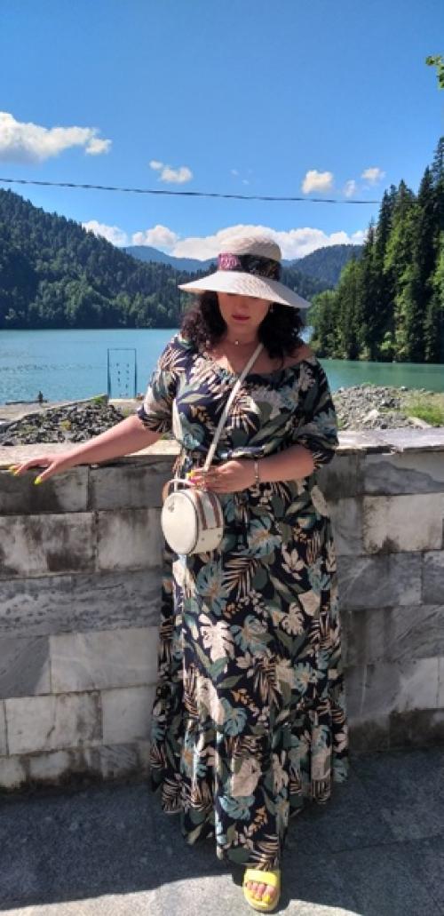 Сталинская дача на озере Рица. 03