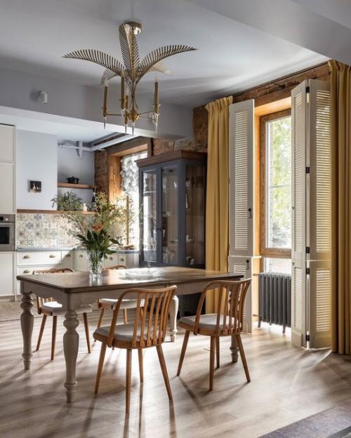 Атмосферная квартира в кирпичной Сталинке невероятно. 01