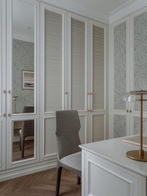 Реализованный классический интерьер квартиры, площадью 75, 5 кв. 05