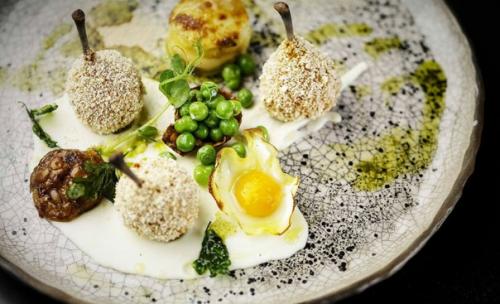 8 способов недорого поесть в модных местах Москвы. 02