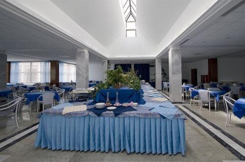 Абхазия!   Пансионат Самшитовая Роща (Пицунда). 02