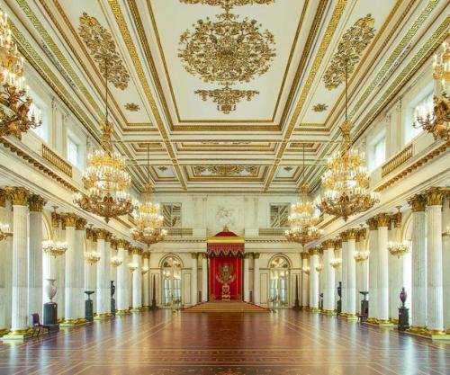 10 залов эрмитажа с самыми красивыми потолками. 05