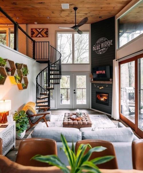 Вдали от шумного города, среди густых лесов и живописных гор, находился дом, который стал воплощением мечты многих людей о спокойствии и уединении. 01