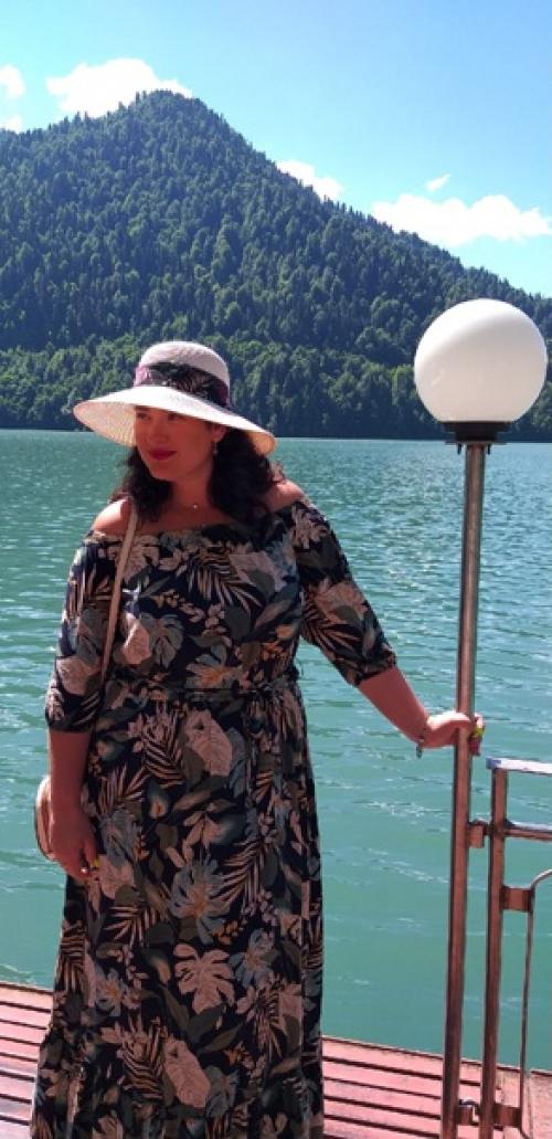 Сталинская дача на озере Рица. 06