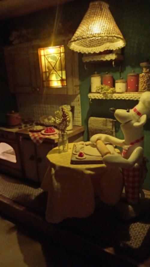 Миниатюрная кухонька из дерева и полимерной глины! 08