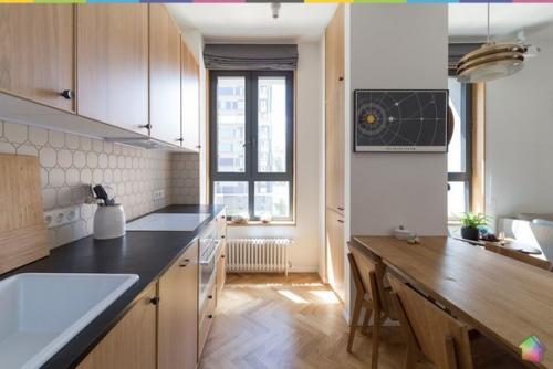 Дерево, стекло и рок: квартира со столярной мастерской на береговом ч. 1. 04