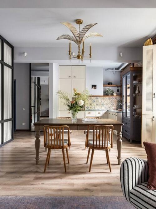 Атмосферная квартира в кирпичной Сталинке невероятно. 02