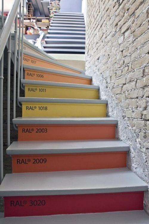 Масса креатива в уникальном лофте в Париже. 09