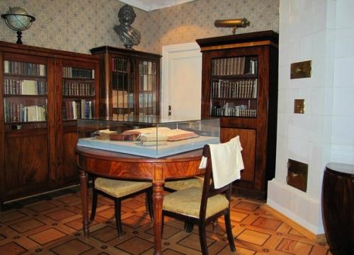 Я тебя в МУЗЕЙ поведу. 01