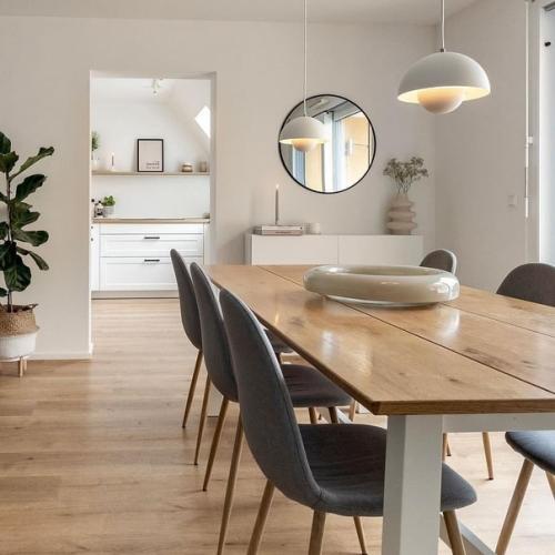 Еще один классический пример интерьера. 09