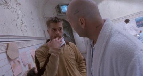 15 мест из культовых фильмов, где можно побывать в реальности. 06