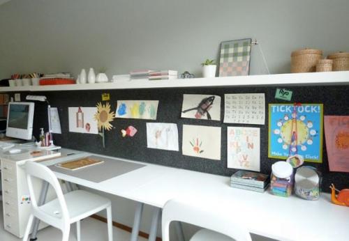 10 примеров использования белых парящих полок в интерьере. 05