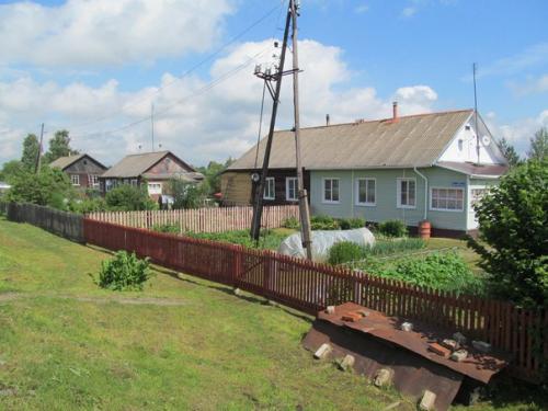 По субботам на станции красный холм оживление: прибывает пассажирский поезд санкт - Петербург - сонково. 08 По субботам на станции красный холм оживление: прибывает пассажирский поезд санкт - Петербург - сонково. 08