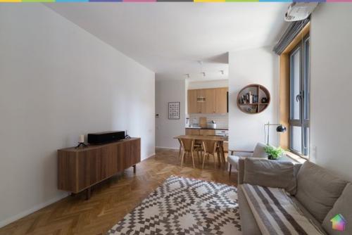 Дерево, стекло и рок: квартира со столярной мастерской на береговом ч. 1. 07