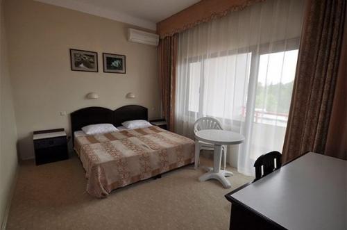 Абхазия!   Пансионат Самшитовая Роща (Пицунда). 03