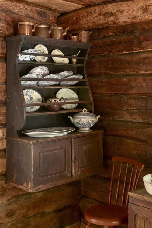 Новая жизнь старенькой финской избушки. 04