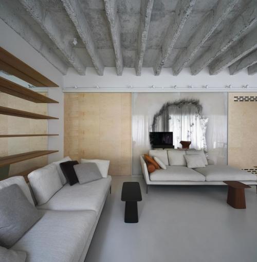 Белый лофт с зеркальными поверхностями в Загребе ч. 1. 04