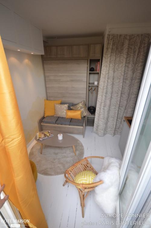 Кто там ещё на свою маленькую квартиру жалуется. 01