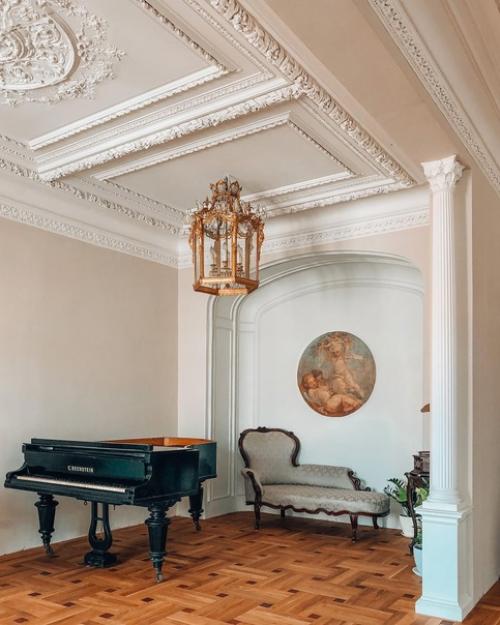 Арт - пространство квартира номер 6 помещается в доме архитектора Никонова на колокольной улице, 11. 01