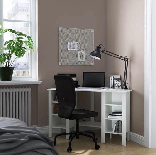 Лаконичная мебель серии брусали с нотками классического стиля, отлично подойдёт для создания элегантного интерьера. 04