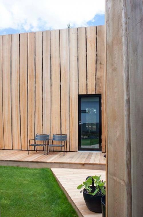 Дом - инсталляция в скандинавском стиле.

