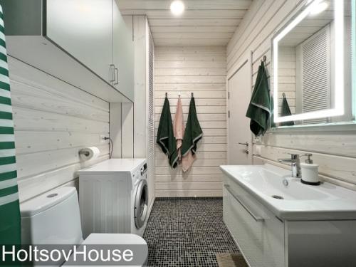 Интерьеры дома из предыдущей публикации - растущий из 4 модулей, большая кухня - гостиная (34 кв. 09